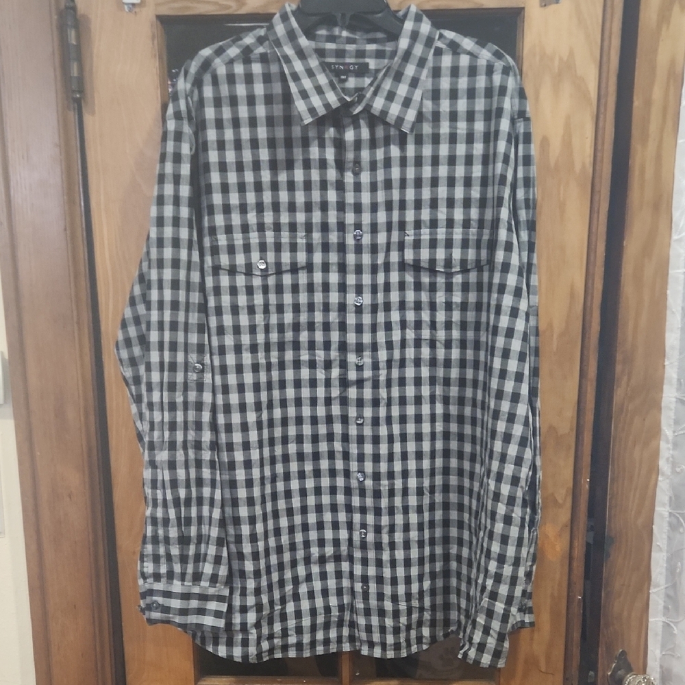 Black & Gray Plaid Boxed Dress Shirt From Synrgy
